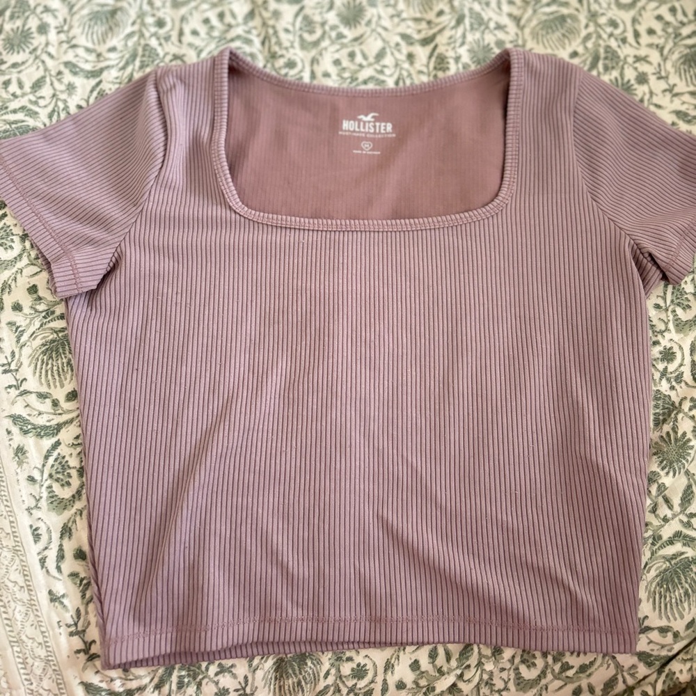 Hollister crop top